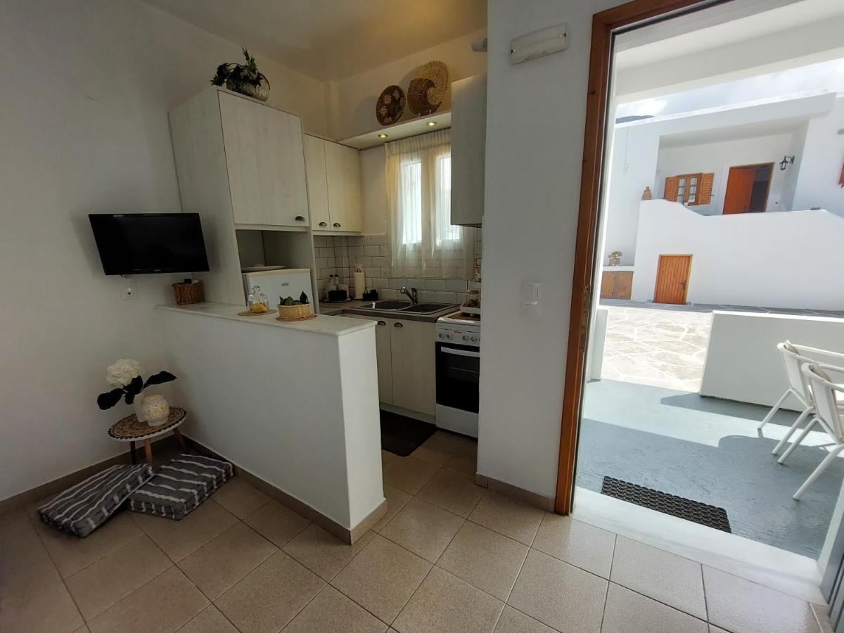 Paros Reppas House "Portes" Екстер'єр фото